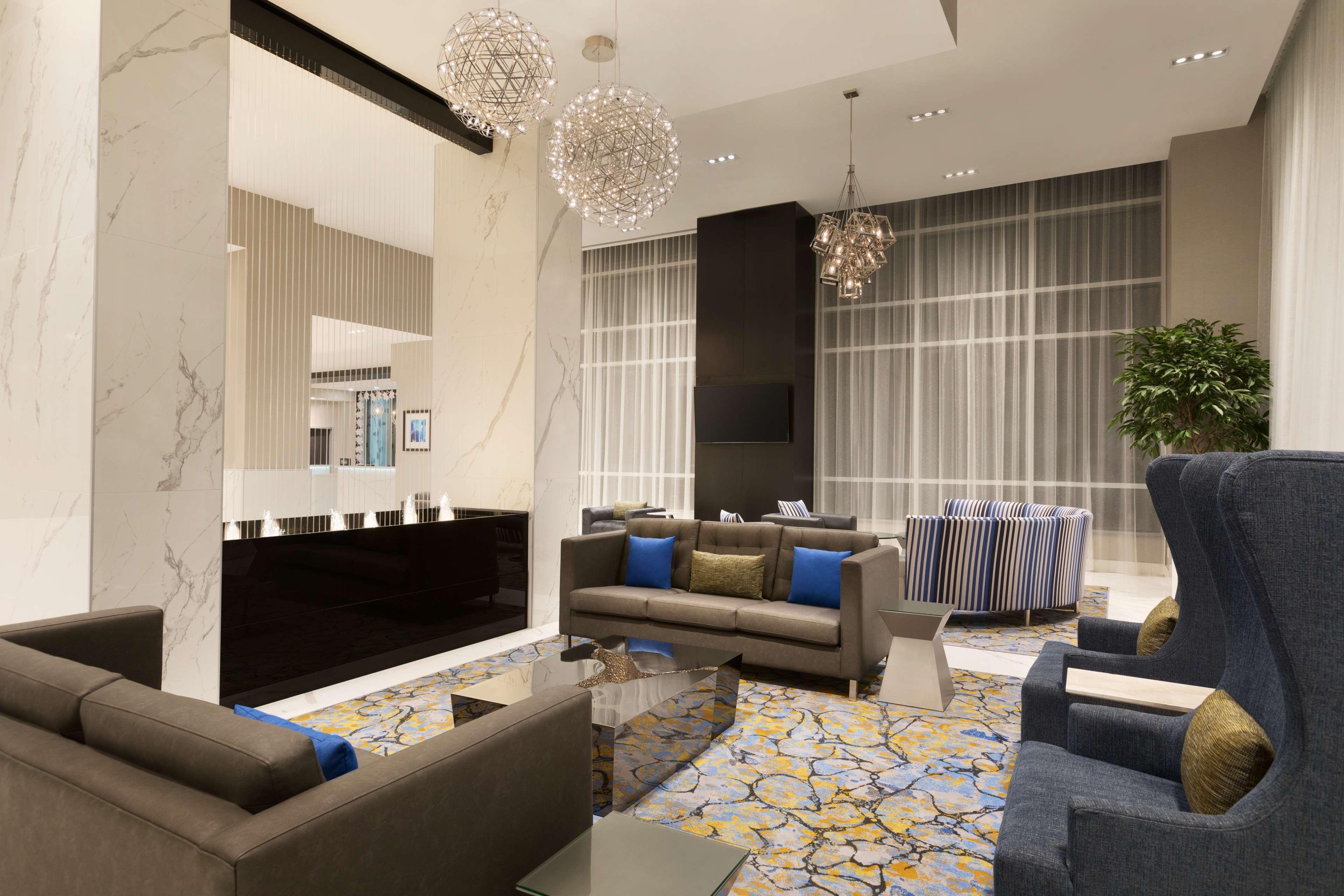 Embassy Suites By Hilton Toronto Airport Ngoại thất bức ảnh