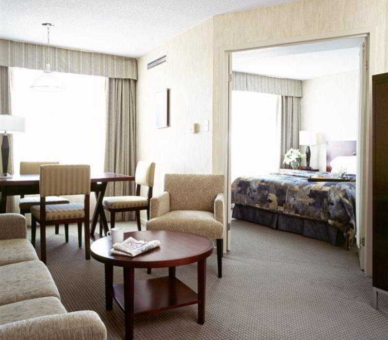 Embassy Suites By Hilton Toronto Airport Ngoại thất bức ảnh